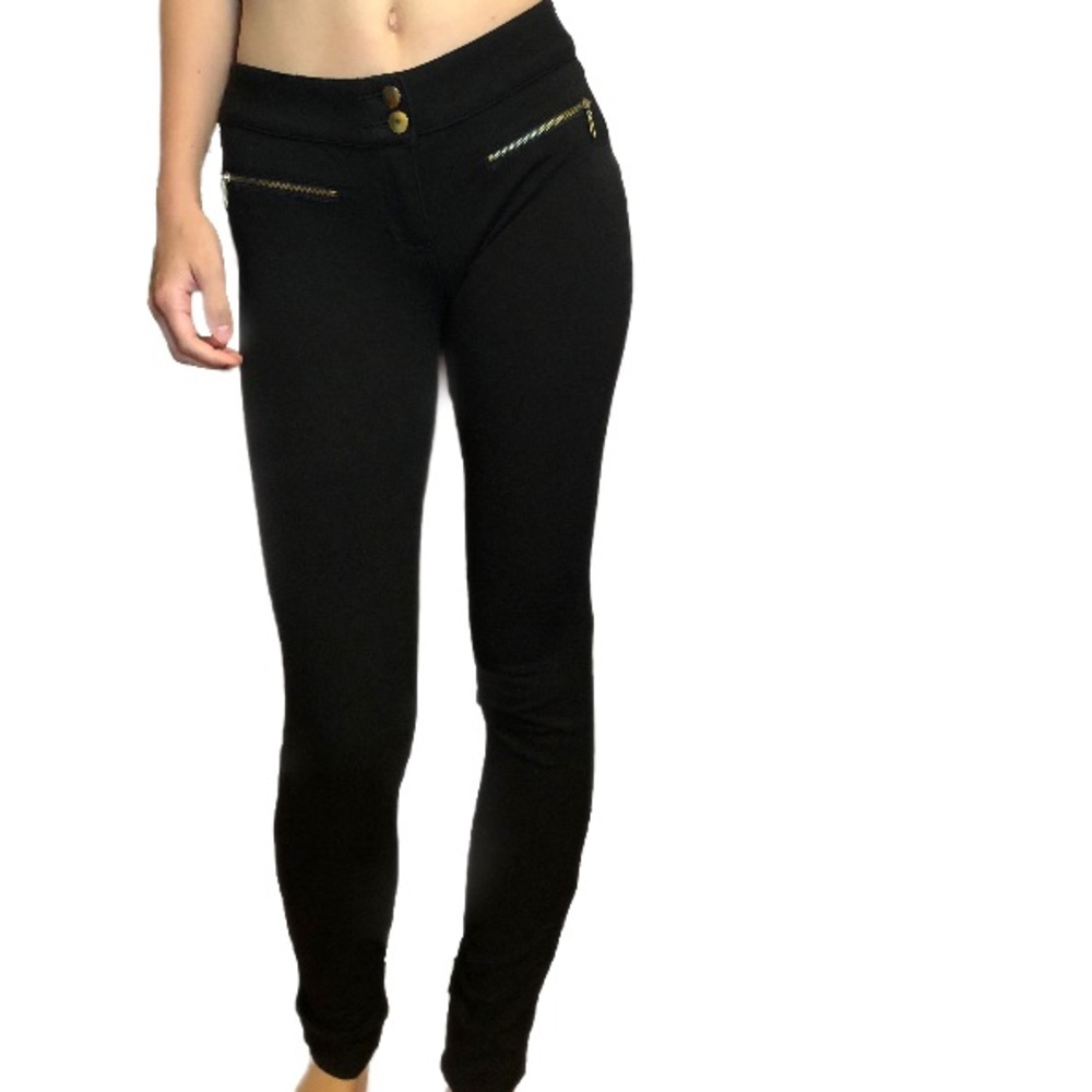 Black jeggings